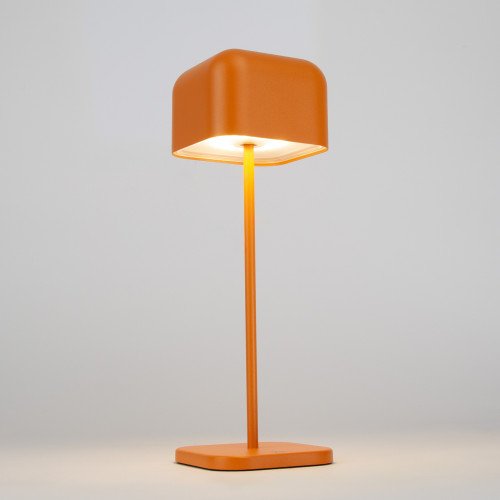 Oranje tafellamp aluminium modern buiten en binnen